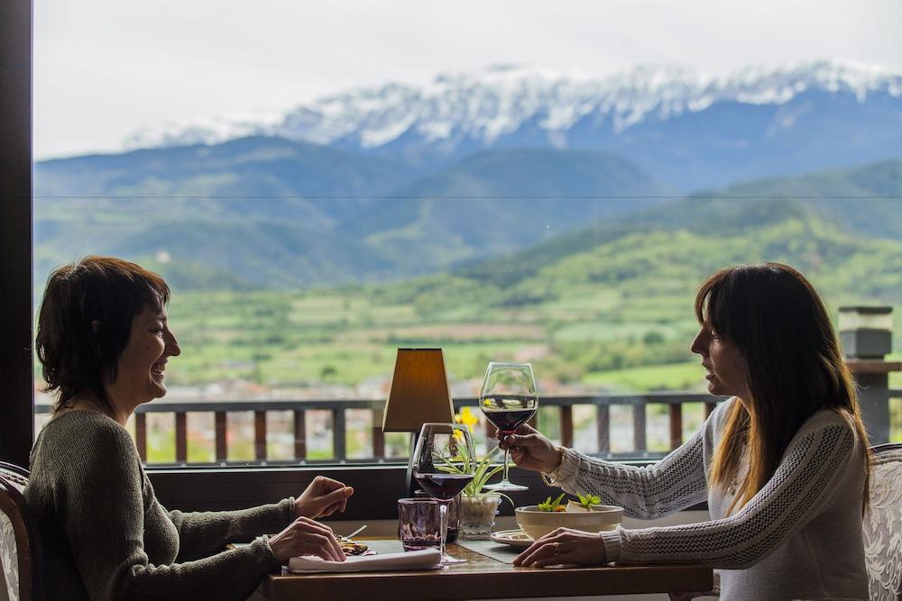 El Castell De Ciutat - Relais & Chateaux ลาเซวดูร์เชย์ ภายนอก รูปภาพ
