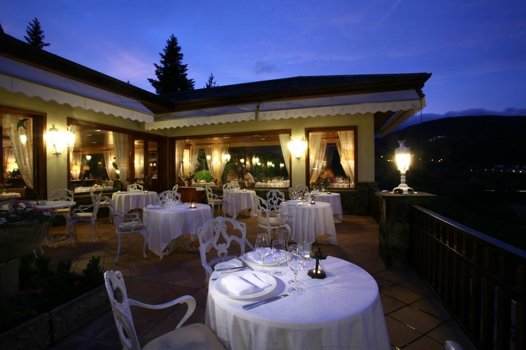 El Castell De Ciutat - Relais & Chateaux ลาเซวดูร์เชย์ ภายนอก รูปภาพ
