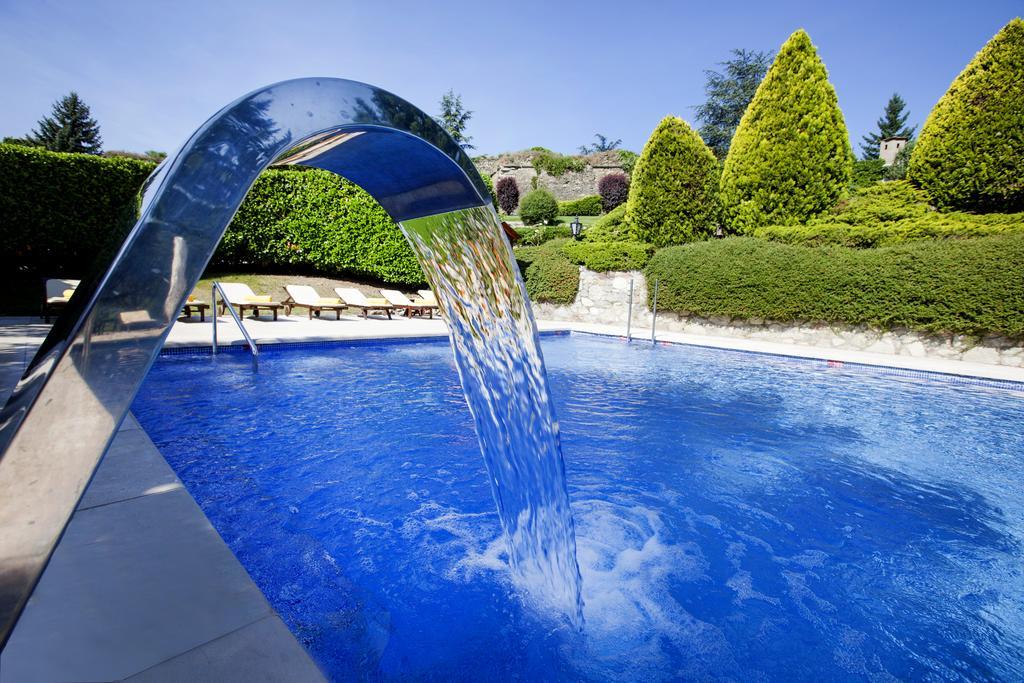 El Castell De Ciutat - Relais & Chateaux ลาเซวดูร์เชย์ ภายนอก รูปภาพ