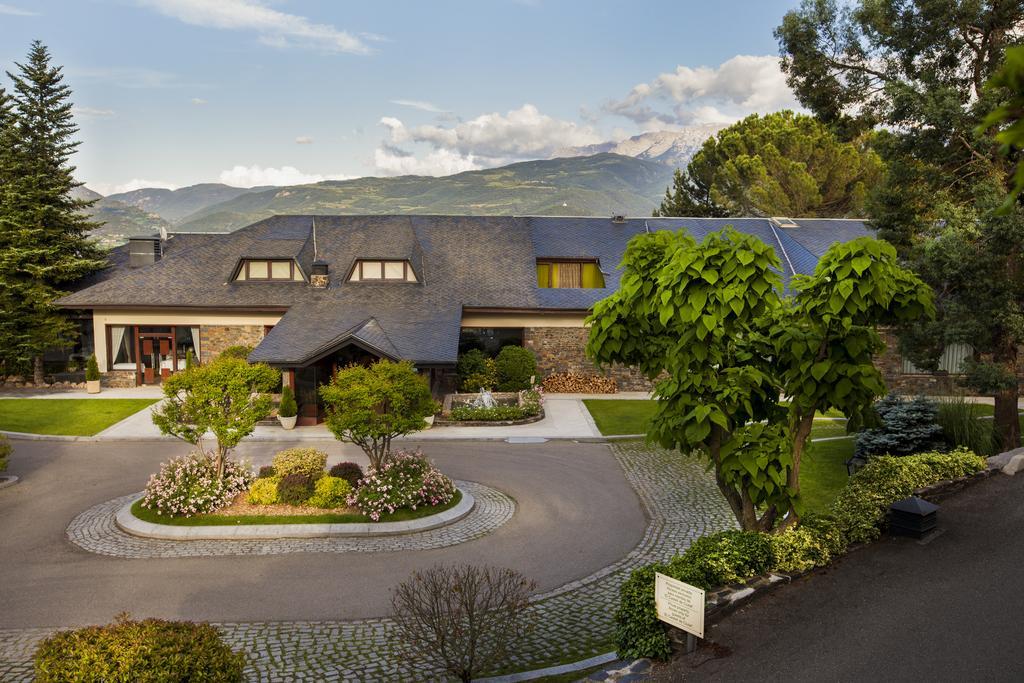El Castell De Ciutat - Relais & Chateaux ลาเซวดูร์เชย์ ภายนอก รูปภาพ