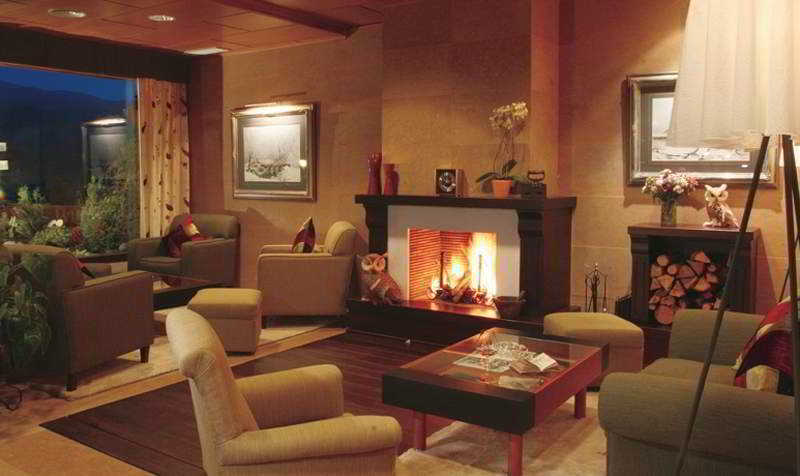 El Castell De Ciutat - Relais & Chateaux ลาเซวดูร์เชย์ ภายนอก รูปภาพ
